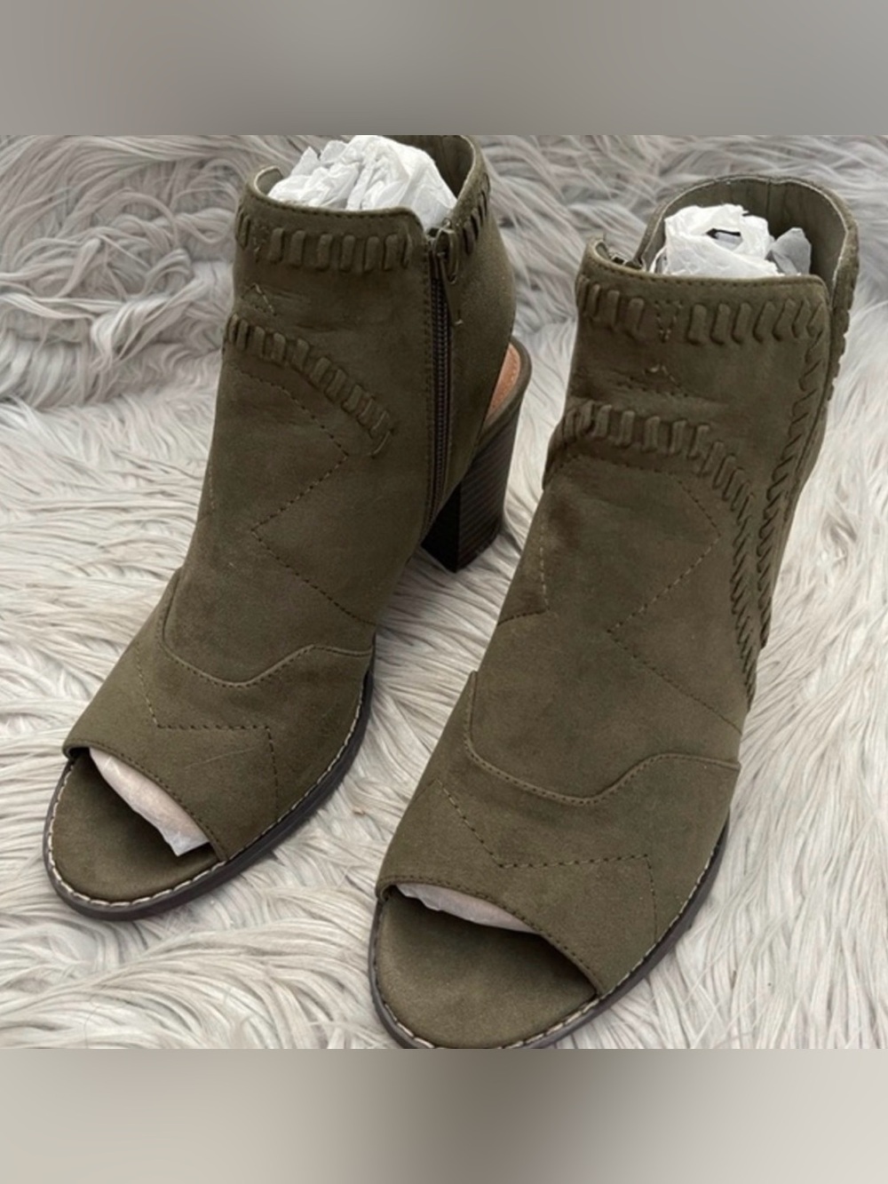 Madeline Open Toe shoes‎